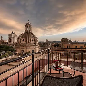 **** Hotel H10 Palazzo Galla Italy