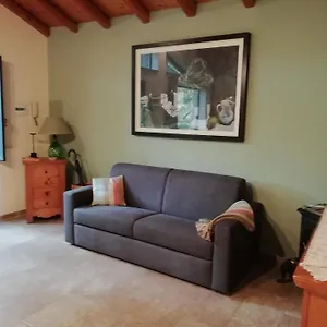  Holiday home Vacanze Dietroserra Italy